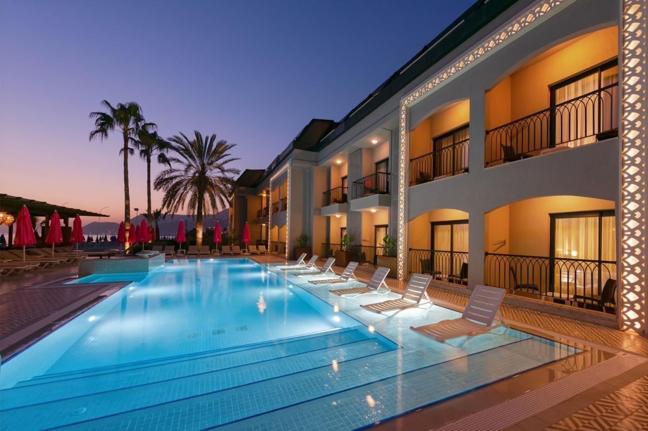 Alaaddin Beach Hotel - Adult Only อลันยา ภายนอก รูปภาพ